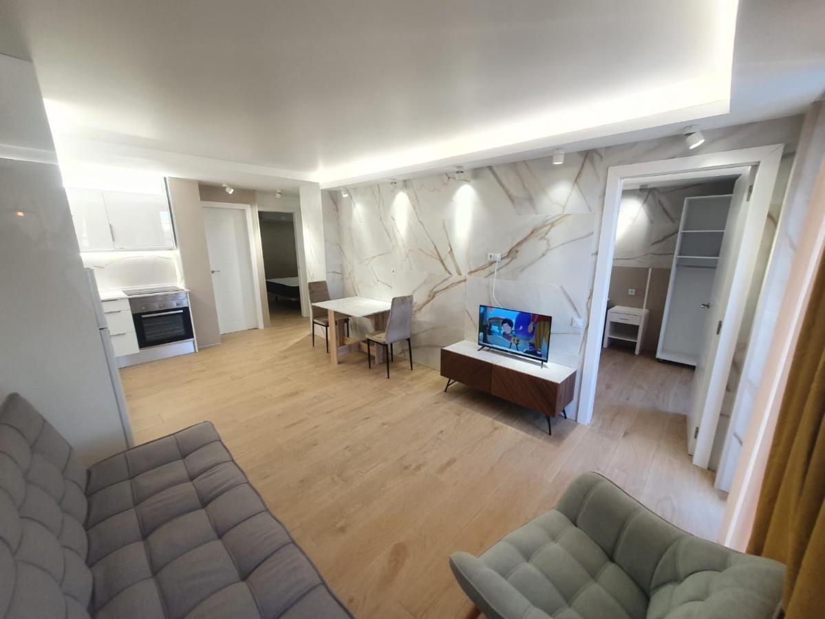 Apartment ,apartamento Con Piscina Y Wifi