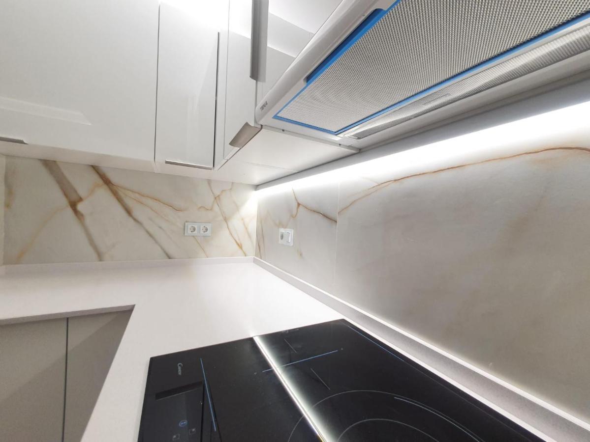 ,apartamento Con Piscina Y Wifi Apartment *